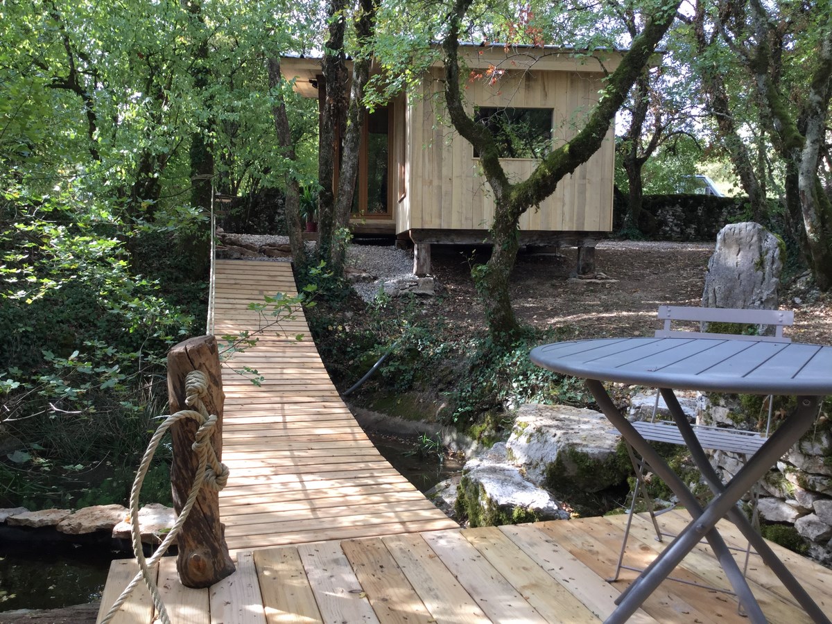 Domaine du mas de Tourel Cabane Lodge Insolite avec piscine & spa privatif dans le Lot