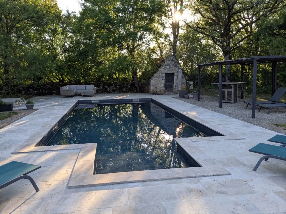 Domaine du mas de Tourel Cabane Lodge Insolite avec piscine & spa privatif dans le Lot