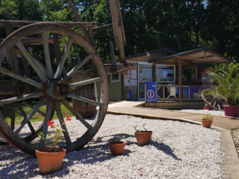 Camping Lac aux Oiseaux - Camping Aveyron