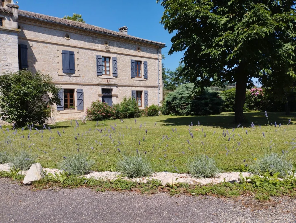DOMAINE LES GARRIGUES