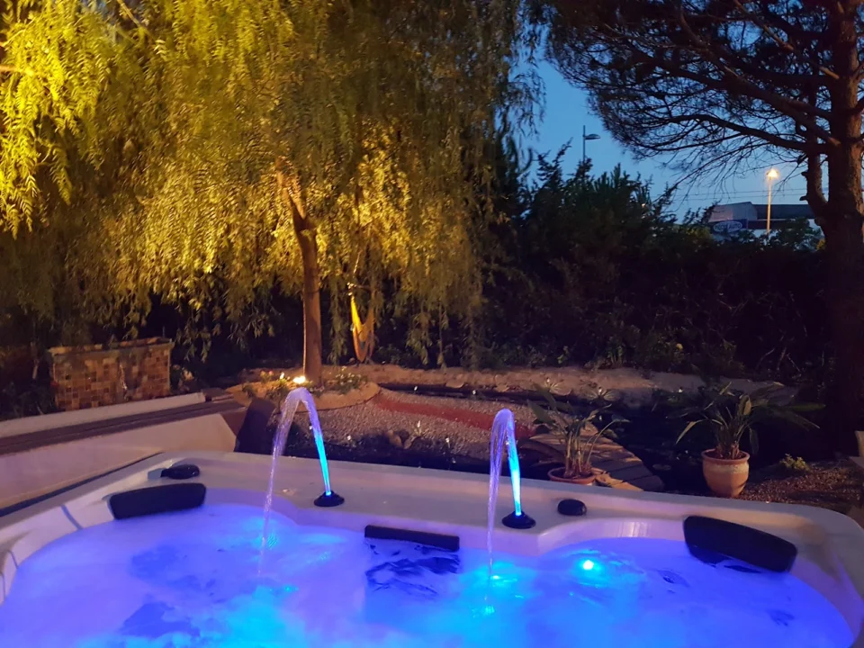 LA VILLA DES SENS