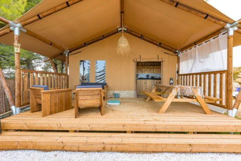 Camping Le Petit Pyrénéen | Camping en Ariège avec piscine