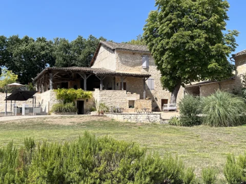 Maison d'hôtes de La Boissière, B&B Andillac (Tarn). Chambres & gîte. Détente, gastronomie, activités, piscine et spa