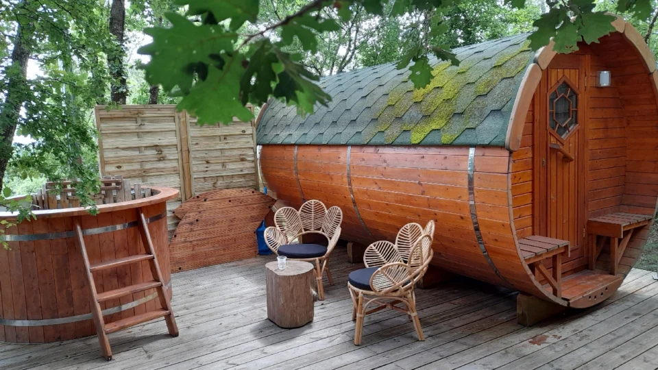 "il Fût une Nuit..." Gîtes insolites et location de vacances à Monclar de Quercy 82 Tarn et Garonne