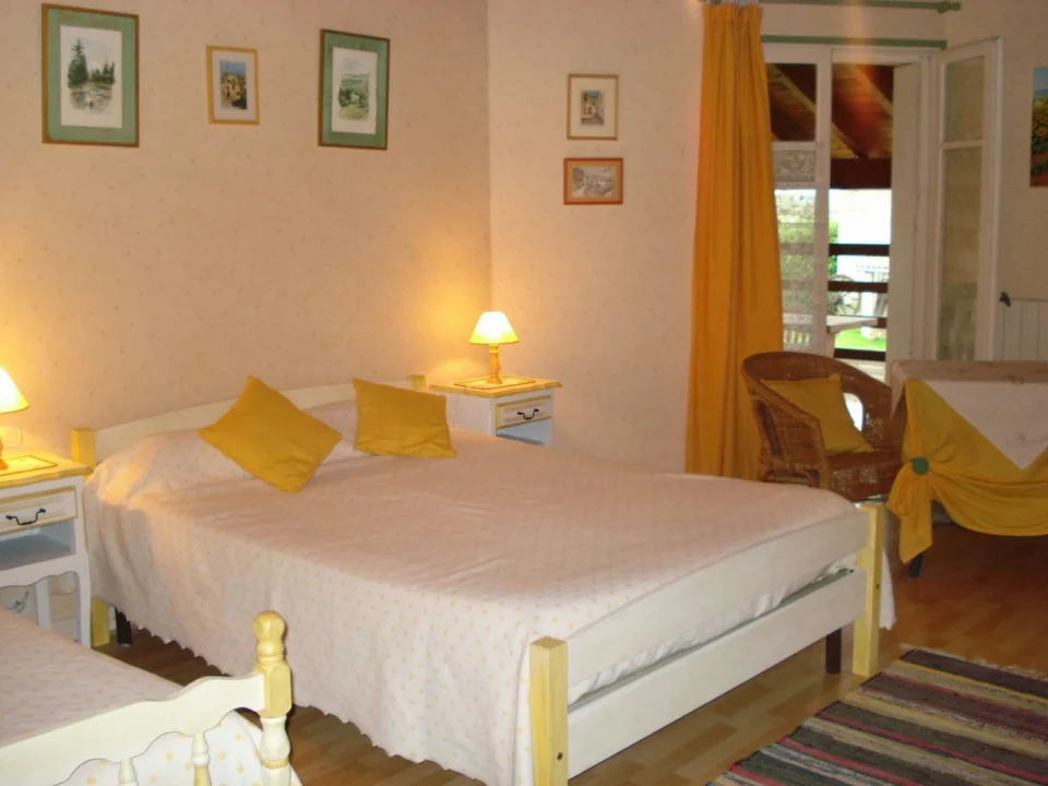 Chambres d'hôtes (tarif inclus petit-déjeuner) et Gîte Les Dantous à Castelsarrasin, Moissac ,Saint Porquier, Montech