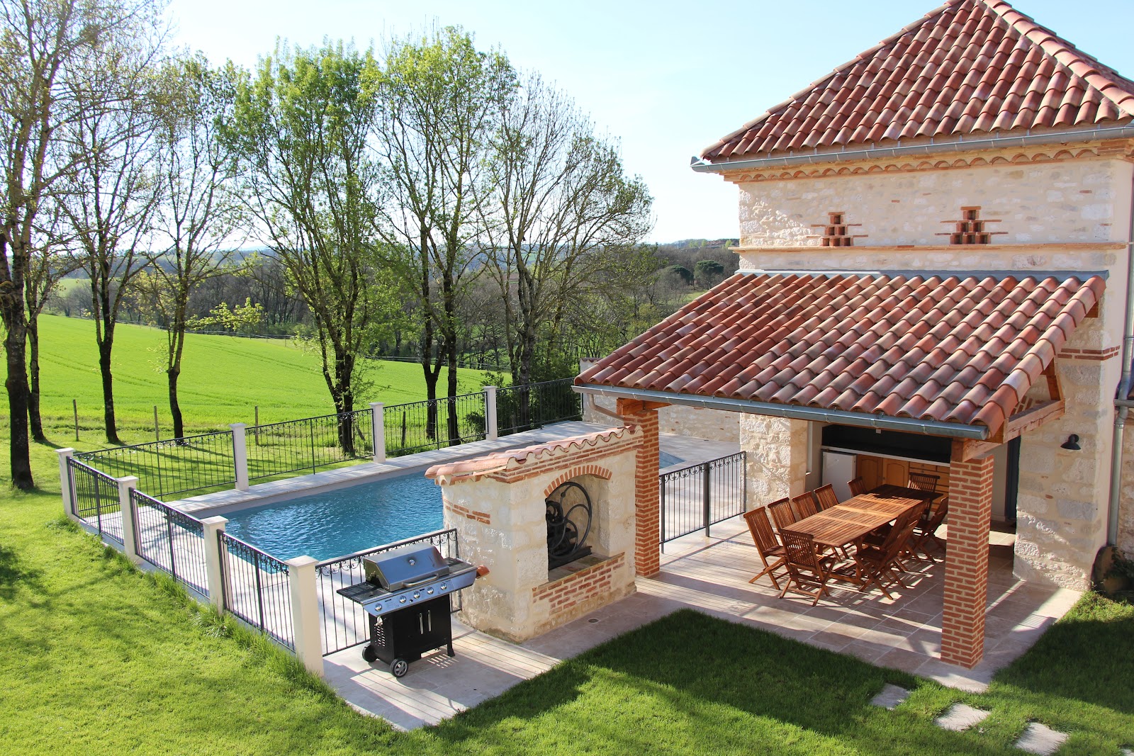 L’Oustal du Colombier – Gîte de groupe 14 pers. avec piscine chauffée près d’Albi, Tarn