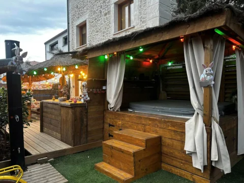 LES CHAMBRES DE PAULETTE - LOGEMENTS A THEMES