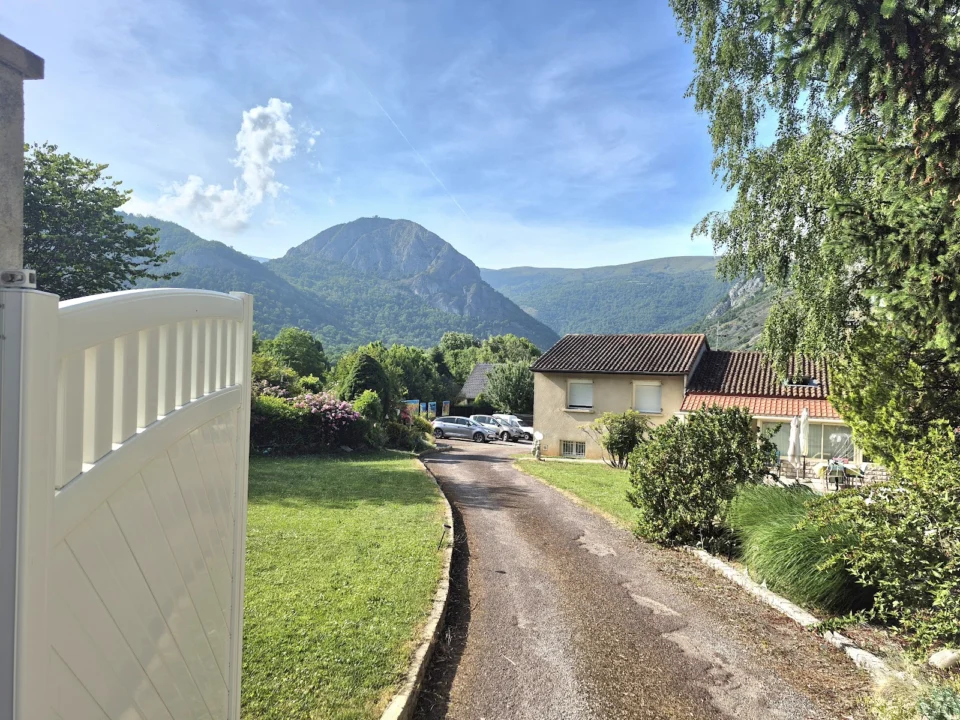 Gîtes le Clos des Pradals Banat -Tarascon sur Ariège
