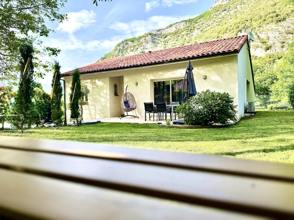 L’Ecrin d’Ussat - Location Gîte Familial - Ariège