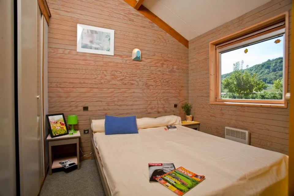 Village vacances les Lambrilles | Location Gîtes - Location Chalets | Ariège