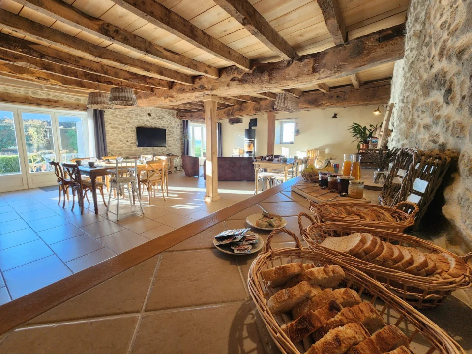 La Source Du Bonheur - Chambre & Table d’hôtes
